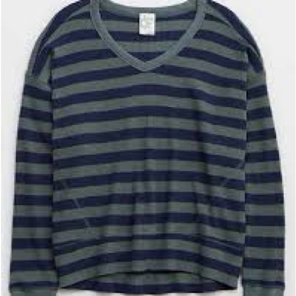 Offline by aerie stripped long sleeve sweater - Picture 1 of 4